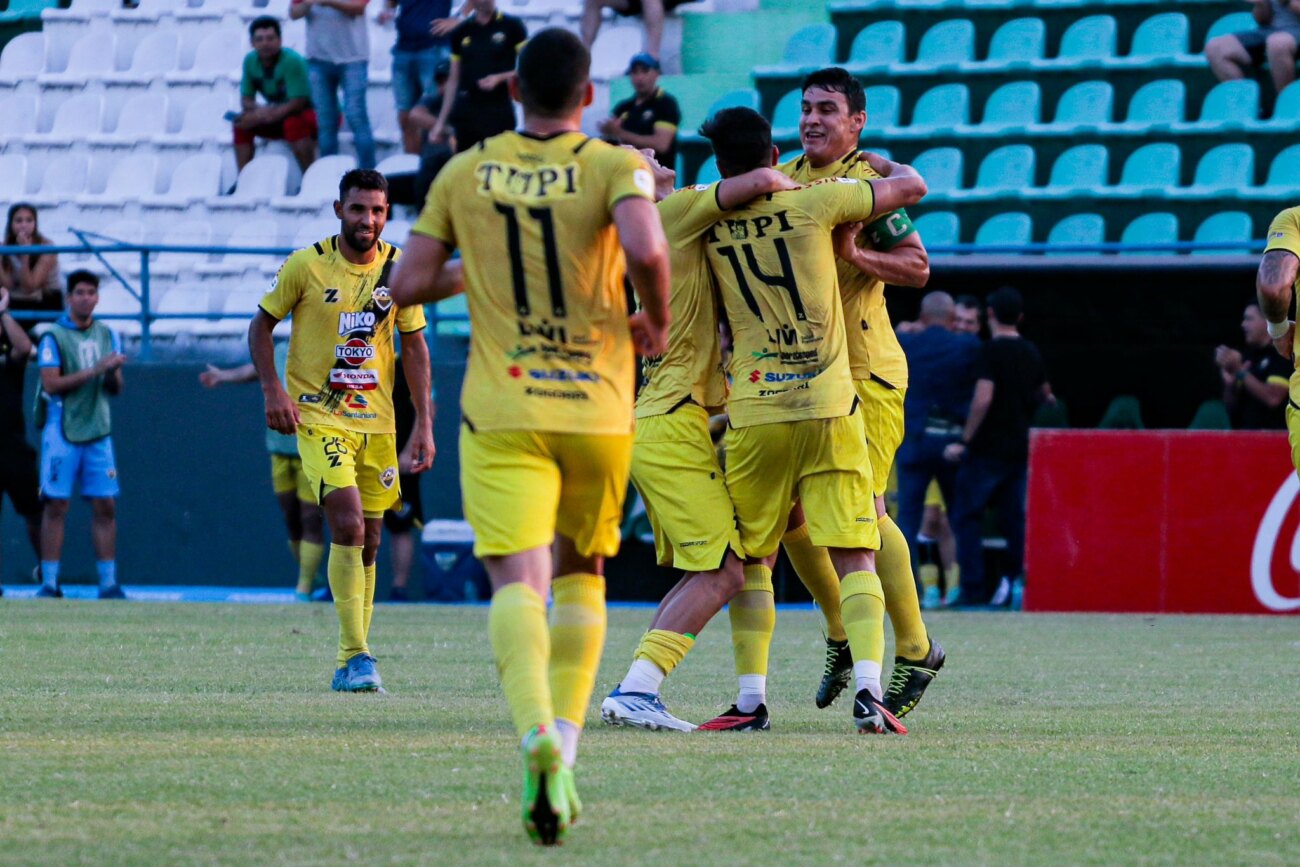 Con el gol de su presidente, Recoleta se metió a cuartos de la Copa Paraguay