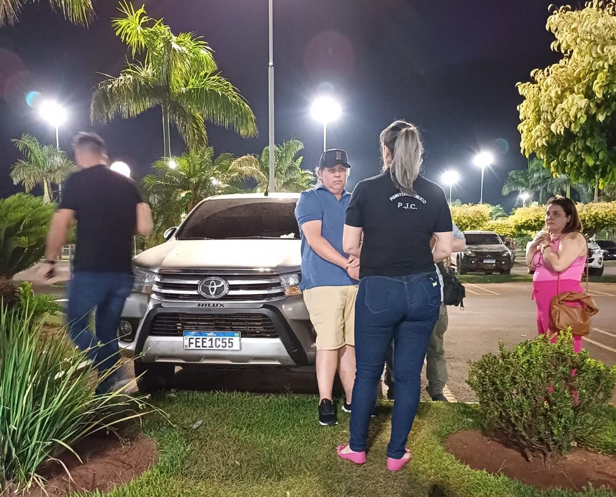 Prófugo de la justicia brasileña fue detenido en el estacionamiento de un shopping Prófugo de la justicia brasileña fue detenido en el estacionamiento de un shopping