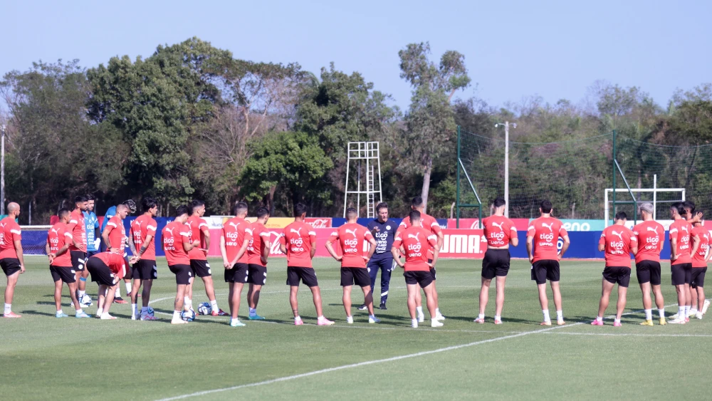 Paraguay viaja con una baja