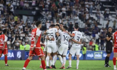 Olimpia remonta ante General Caballero y se tranquiliza con una victoria que necesitaba mucho