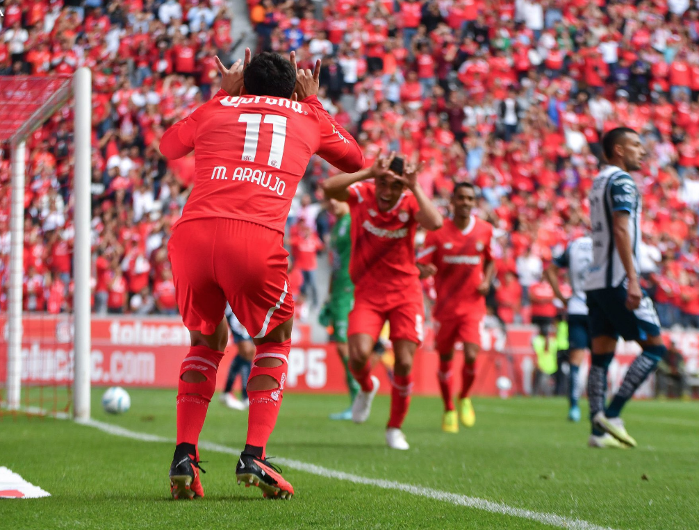 El Toluca de Robert Morales aplasta 5-0 al Pachuca de Celso Ortíz