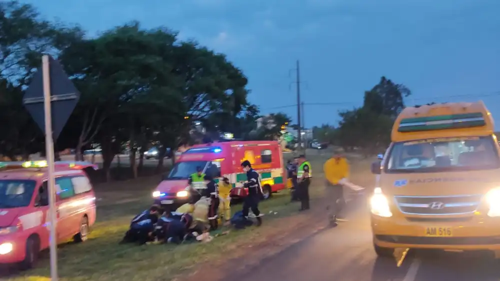 Niña de 9 años muere tras choque entre un auto y una motocicleta en PJC; el conductor se dio a la fuga Niña de 9 años muere tras choque entre un auto y una motocicleta en PJC; el conductor se dio a la fuga