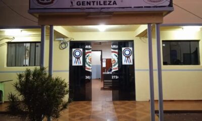 Docente queda detenido por supuesto abuso