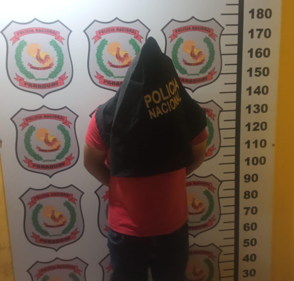 PJC: Herrero es detenido por maltratar físicamente a su esposa en barrio Obrero PJC: Herrero es detenido por maltratar físicamente a su esposa en barrio Obrero