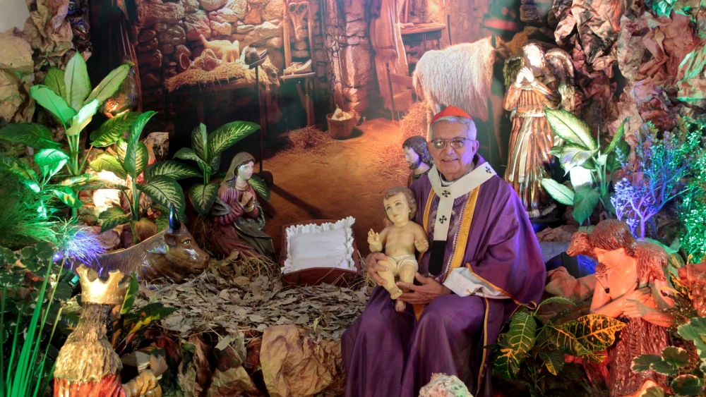 En Navidad, cardenal llama a proteger al prójimo y ser custodios de justicia