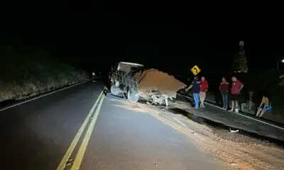 Santiago Peña promulgó ley de tren de cercanías
