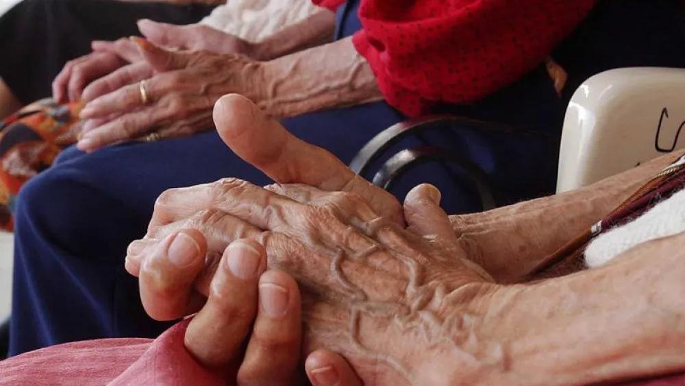 Aumento para adultos mayores y excombatientes corre desde enero