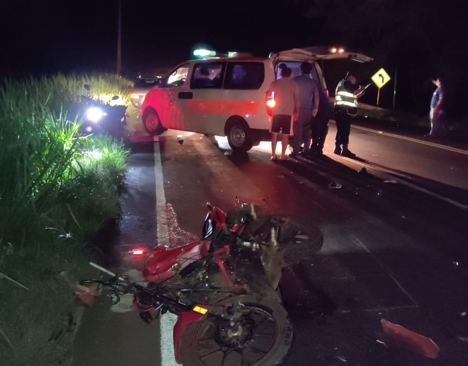 Peregrinante fallece tras ser embestido por una motocicleta y un automóvil sobre la ruta PY05 Peregrinante fallece tras ser embestido por una motocicleta y un automóvil sobre la ruta PY05