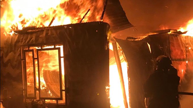 Zanja Pytã: Hermanos amenazan de muerte y queman vivienda de una familia Zanja Pytã: Hermanos amenazan de muerte y queman vivienda de una familia