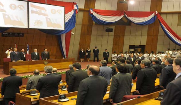 Senadores aprueban polémico proyecto de ley de Superintendencia de Jubilaciones