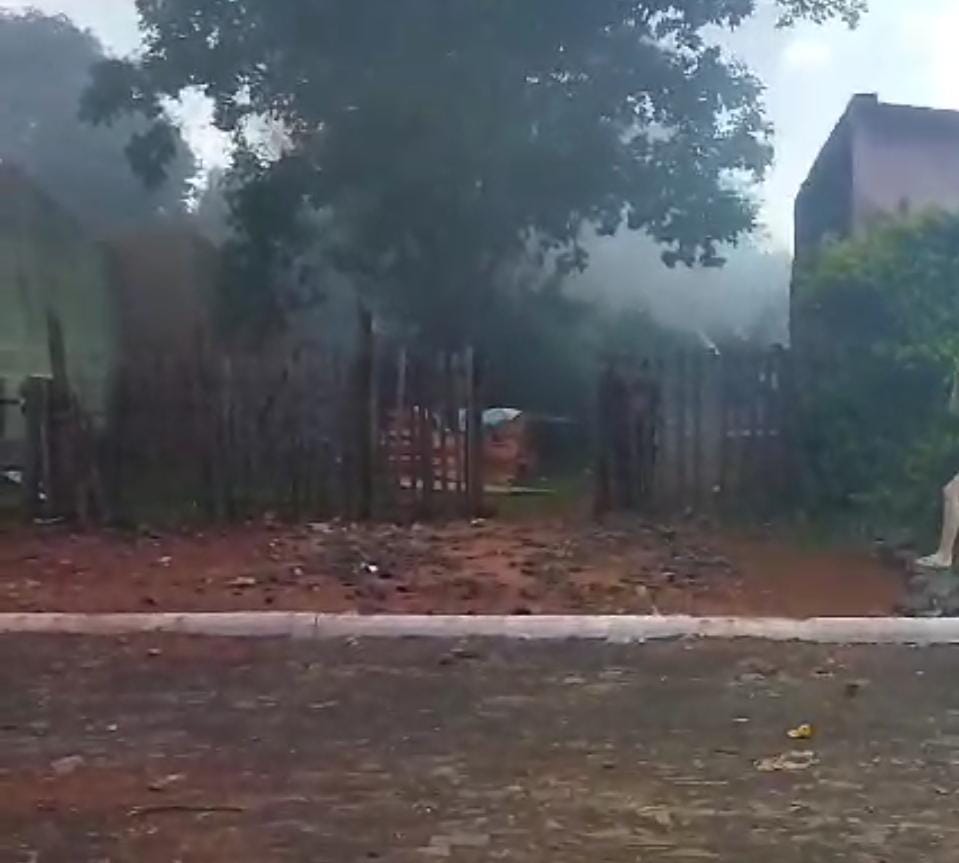 PJC: Corto circuito en heladera ocasionó incendio de una casa en Santa Ana PJC: Corto circuito en heladera ocasionó incendio de una casa en Santa Ana