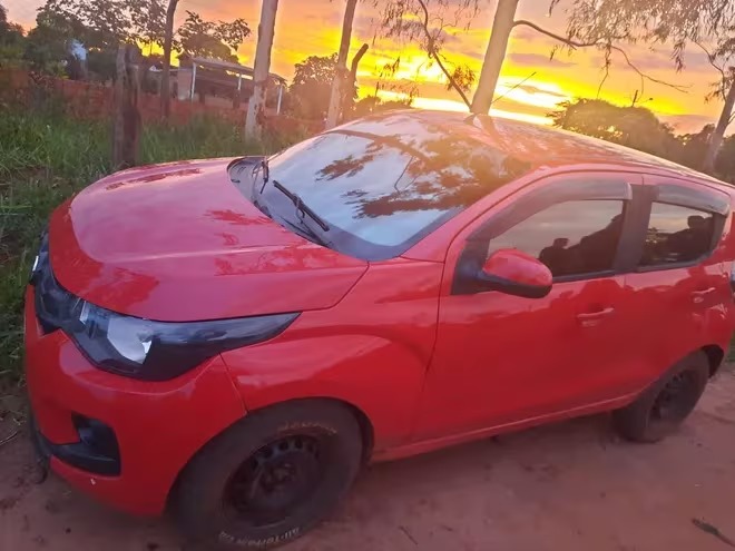 Ponta Porã: hallan abandonado automóvil usado en violento atraco ocurrido en Pedro Juan Caballero Ponta Porã: hallan abandonado automóvil usado en violento atraco ocurrido en Pedro Juan Caballero