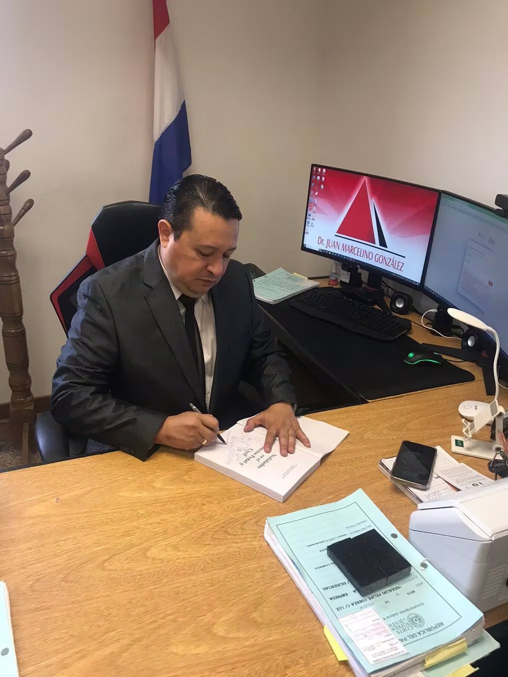 Reconocen labor de jurista, docente e investigador científico pedrojuanino Reconocen labor de jurista, docente e investigador científico pedrojuanino