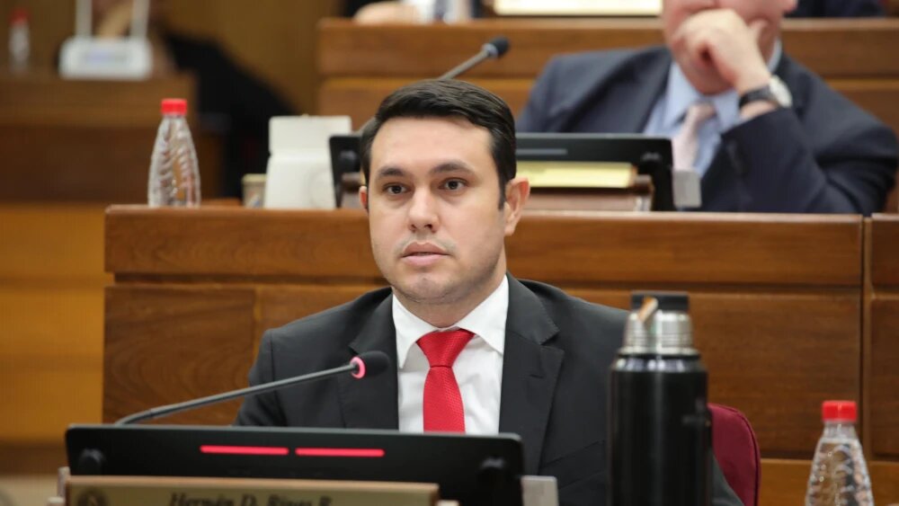 Imputan a Hernán Rivas por producción y uso de documentos de contenido falso