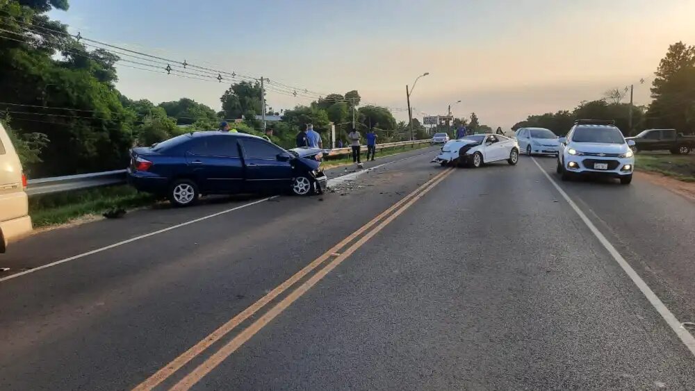 Colisión frontal deja un fallecido y tres heridos en San Ignacio