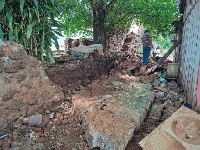Bella Vista: Niña de 8 años muere aplastada tras caída de muro en su vivienda Bella Vista: Niña de 8 años muere aplastada tras caída de muro en su vivienda