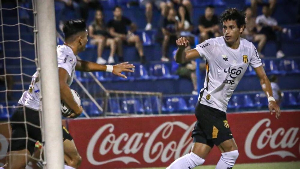Guaraní posterga el triunfo solene en Primera División