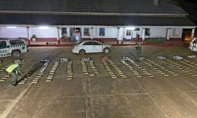 Vehículo paraguayo sufrió percance en Argentina: llevaba más de 200 kilos de marihuana
