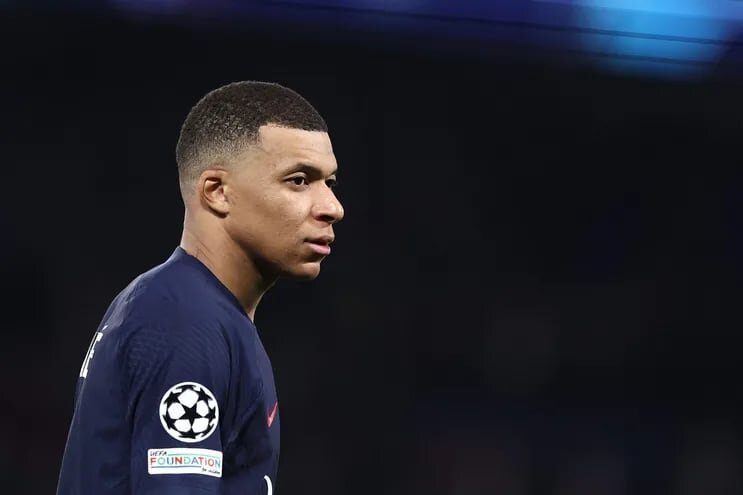 Kylian Mbappé comunicó al PSG que dejará el club en junio
