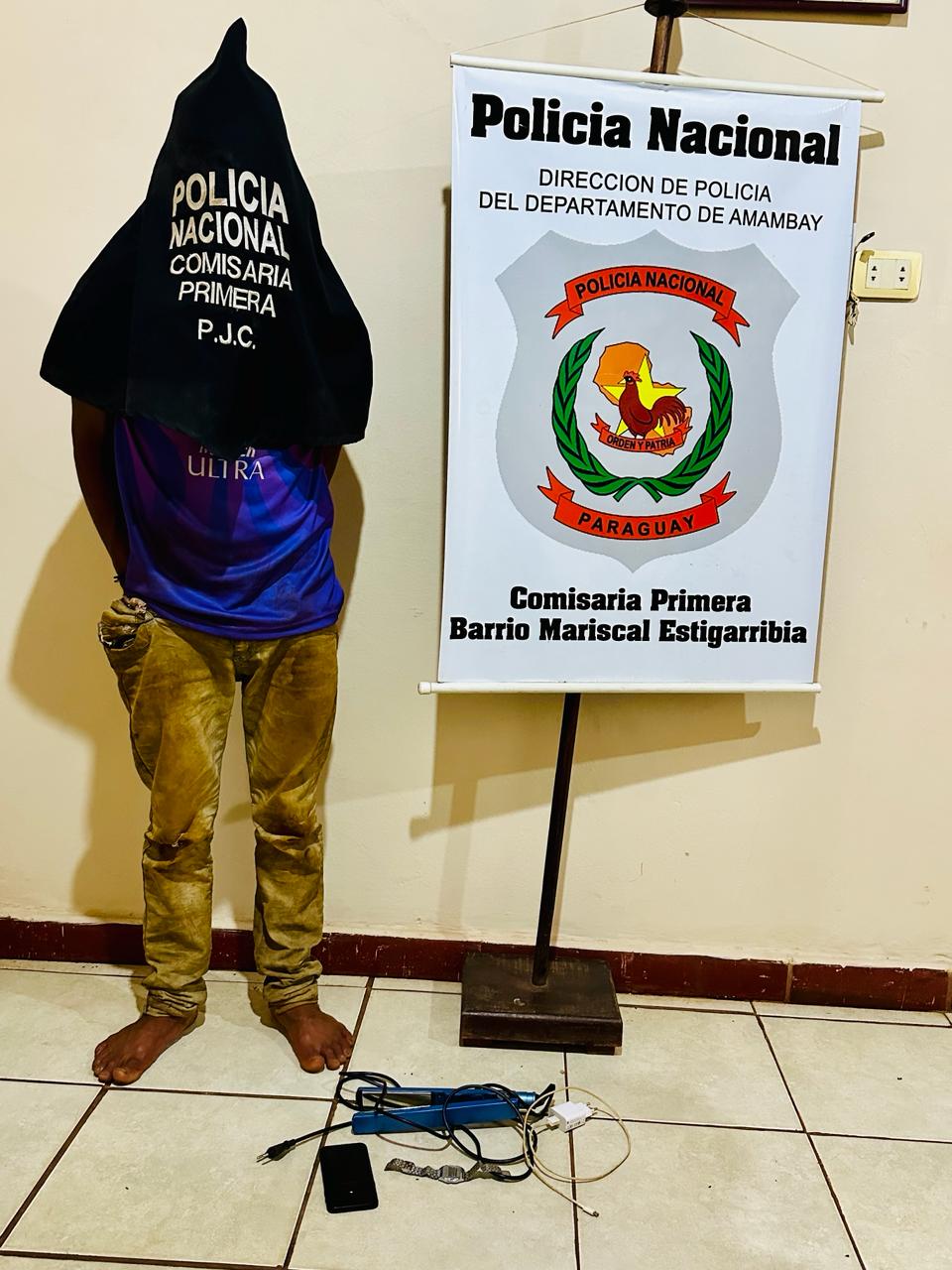 PJC: Vecinos del barrio Bernardino Caballero reducen a un joven por hurtar en una vivienda PJC: Vecinos del barrio Bernardino Caballero reducen a un joven por hurtar en una vivienda