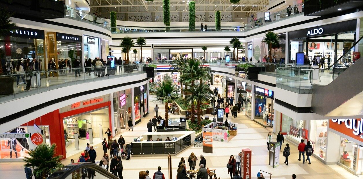 Argentinos lideran visita a Paraguay, mayoría de los excursionistas llega para compras