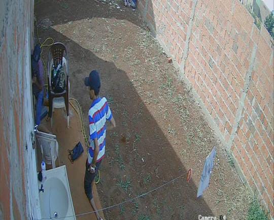 PJC: Circuito cerrado captó a dos hombres ingresando a una vivienda para hurtar PJC: Circuito cerrado captó a dos hombres ingresando a una vivienda para hurtar