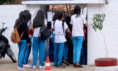 MEC insta a no exigir uniforme de gala a los niños ante ola de calor