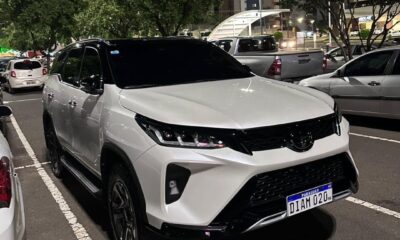 PJC: Mujeres hurtan una camioneta de un lavadero