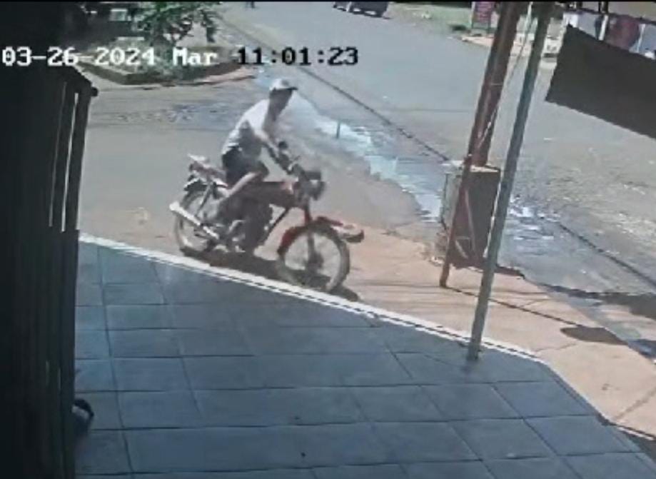 PJC: Joven dejó su moto con la llave puesta para ingresar a una tienda y la hurtaron PJC: Joven dejó su moto con la llave puesta para ingresar a una tienda y la hurtaron