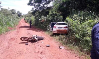 Zanja Pytá: Automovilista huye de control policial con auto robado y atropella una moto