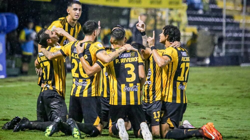 Guaraní derrota por la mínima a Sol de América