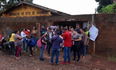 Padres exigen claridad en el manejo administrativo en colegio de Pedro Juan Caballero