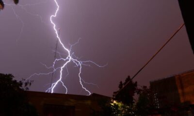 Fue alcanzada por un rayo mientras estaba cocinando y pudo salir con vida