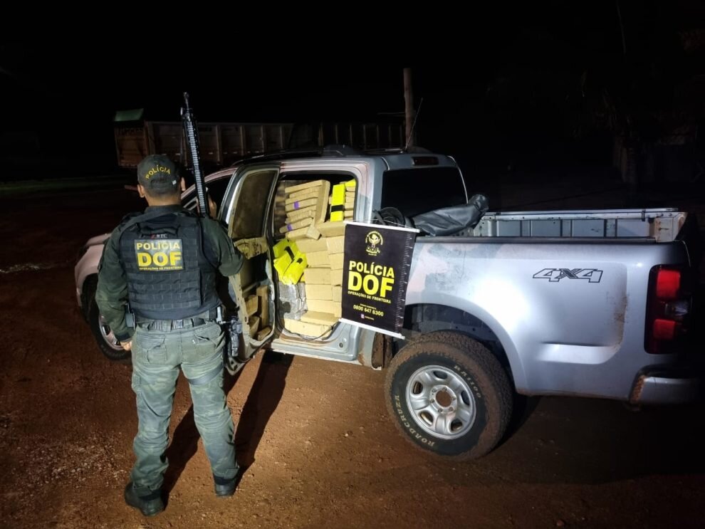 Camioneta con más de media tonelada de marihuana es incautada en Ponta Porã Camioneta con más de media tonelada de marihuana es incautada en Ponta Porã