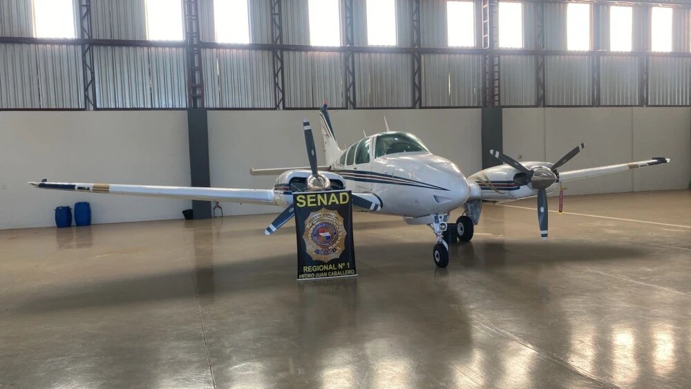 Senad incauta una aeronave de dudosa documentación en Zanja Pytã Senad incauta una aeronave de dudosa documentación en Zanja Pytã