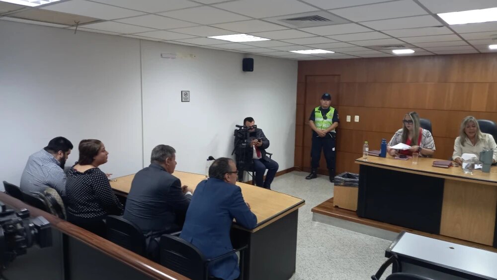 Caso agua tónica: Condenan a Patricia Samudio a 4 años de cárcel por corrupción en Petropar