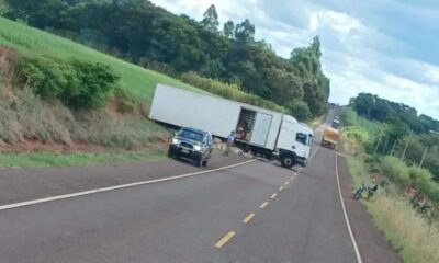 Nuevo golpe de piratas del asfalto: Asaltantes interceptan camión de transportadora en Canindeyú