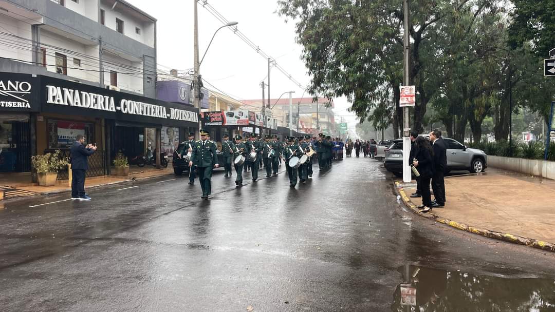 Con desfile militar celebran el día la Independencia del Paraguay en Pedro Juan Caballero Con desfile militar celebran el día la Independencia del Paraguay en Pedro Juan Caballero