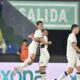 Olimpia gana y sigue en la pelea
