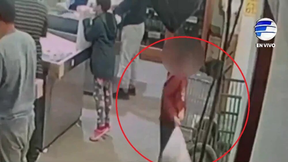Una madre queda detenida por utilizar a sus hijos para robar mercaderías
