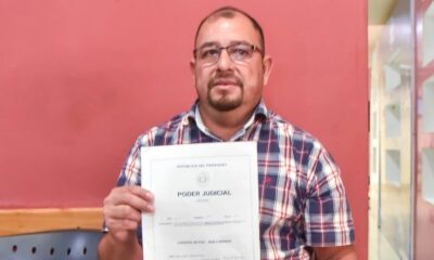 Docente denuncia que embargaron su sueldo por pagarés que no firmó