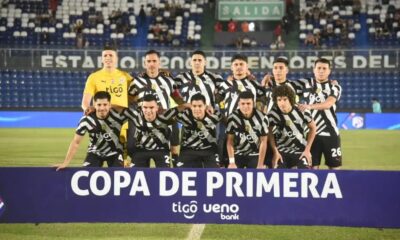 Libertad hace historia y alcanza su segundo tricampeonato