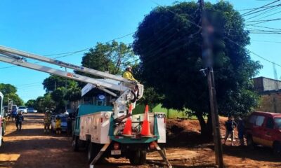 Electricista muere electrocutado por una columna de la ANDE en Ciudad del Este