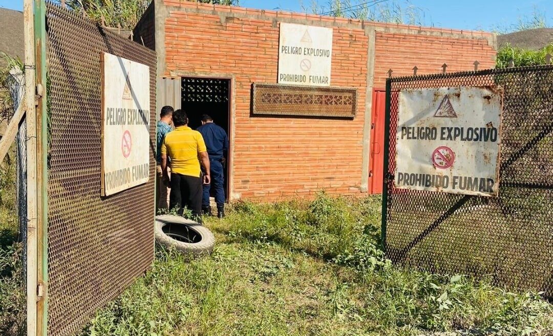 Roban materiales explosivos de una cantera en San Juan del Paraná