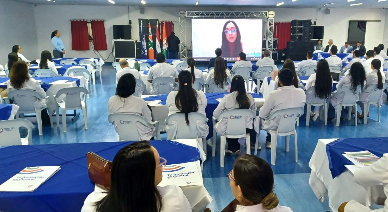 UCP Realiza Seminario de Docentes para el Segundo Semestre de 2024 UCP Realiza Seminario de Docentes para el Segundo Semestre de 2024