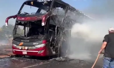 Ómnibus paraguayo con 30 pasajeros arde en llamas en Brasil