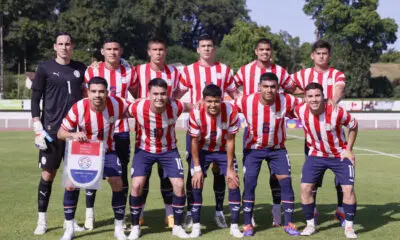 La delegación paraguaya en la inauguración de los Juegos en París