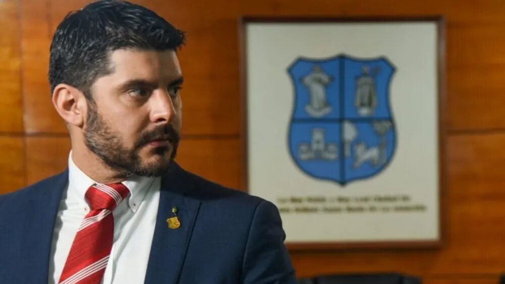 Contraloría confirma el desvío de los bonos por parte de Nenecho Rodríguez y remite a Fiscalía
