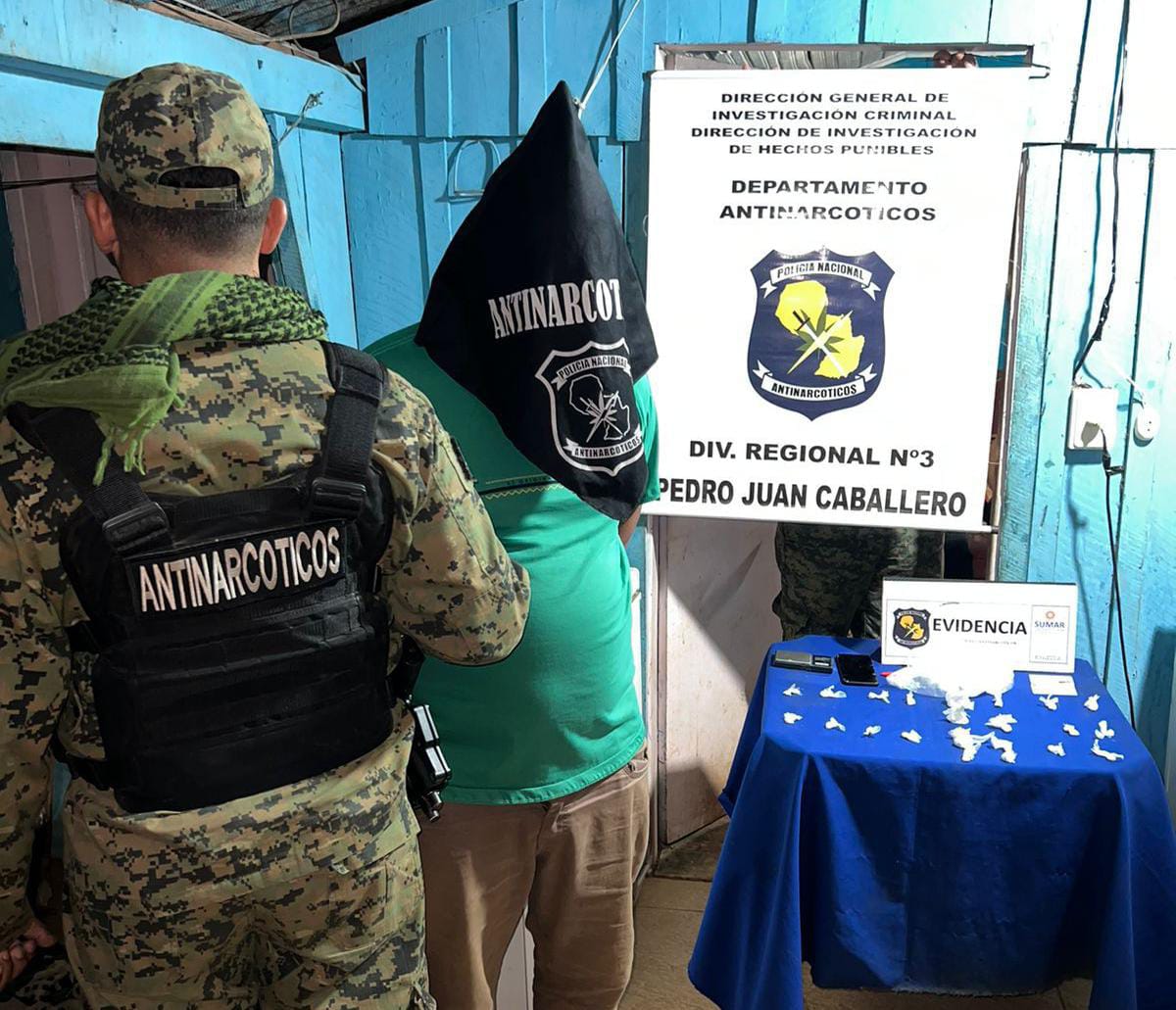 PJC: Joven buscado por asesinato es detenido por microtráfico en el barrio Guaraní PJC: Joven buscado por asesinato es detenido por microtráfico en el barrio Guaraní