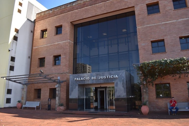 Condenan a dos microtraficantes en Pedro Juan Caballero Condenan a dos microtraficantes en Pedro Juan Caballero